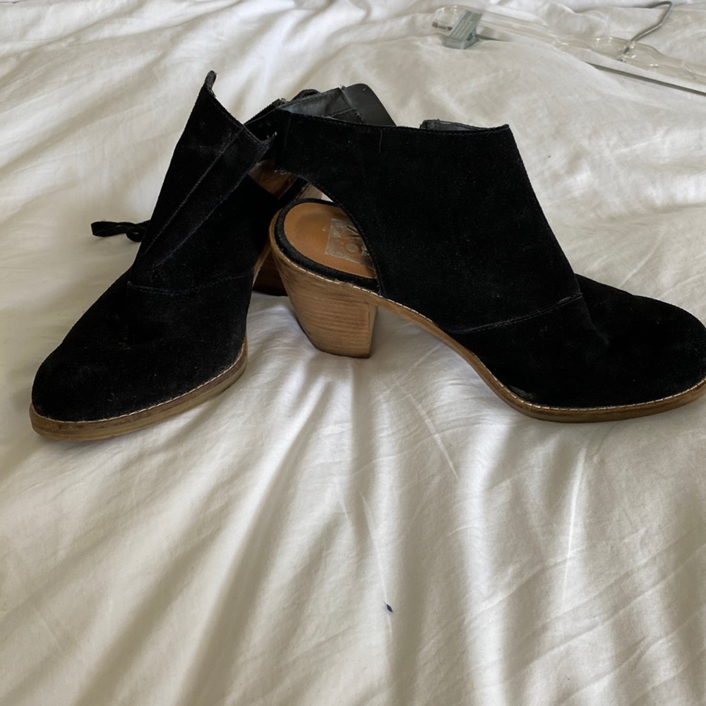 DOLCE VITA Black Suede Booties, Size 8.5